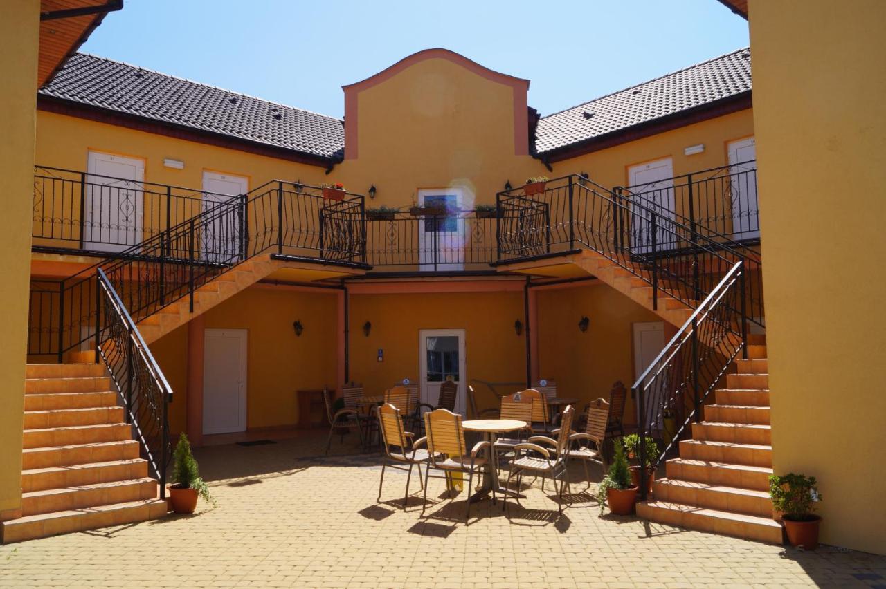 Diament Bed & Breakfast Rewal Dış mekan fotoğraf